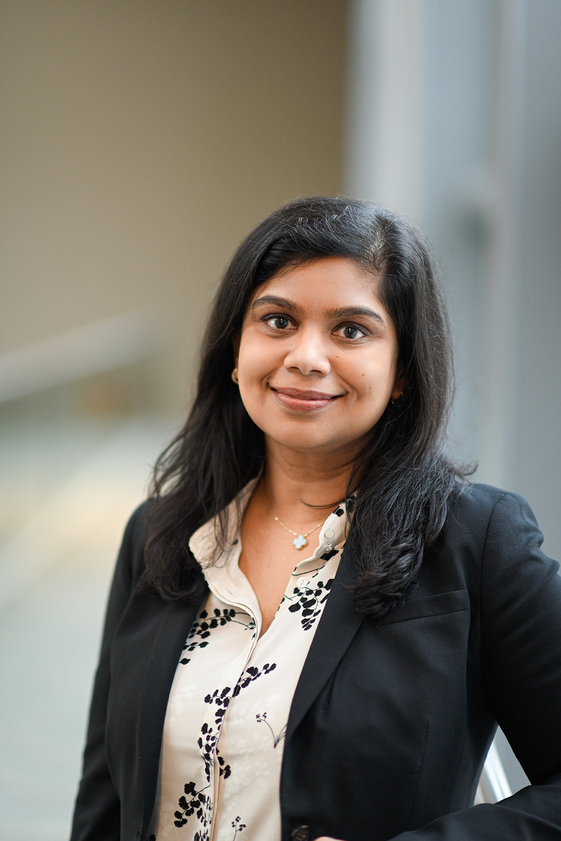 Headshot of Maneka Perinpanayagam